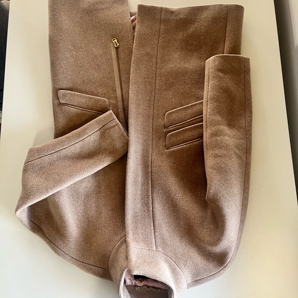 Elegant Tan Women's Coat - Picture 7 of 8